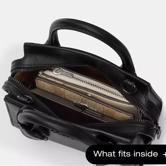 Andrea Carryall Bag
$478 - Picture 4 of 11